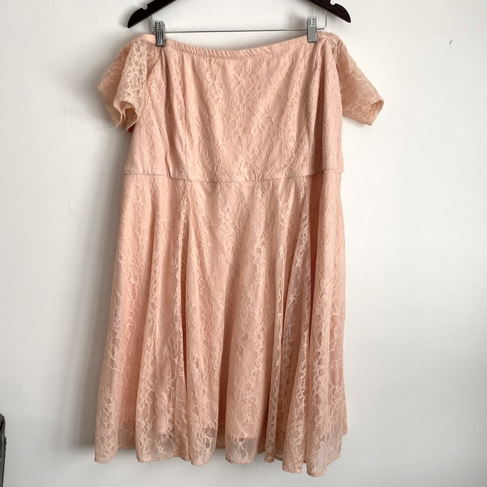 Torrid baby pink lace stretchy off shoulder dress